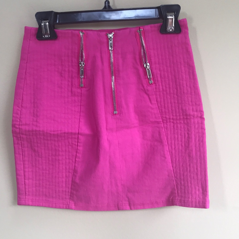 Pink H&M Mini Skirt New Without Tags
